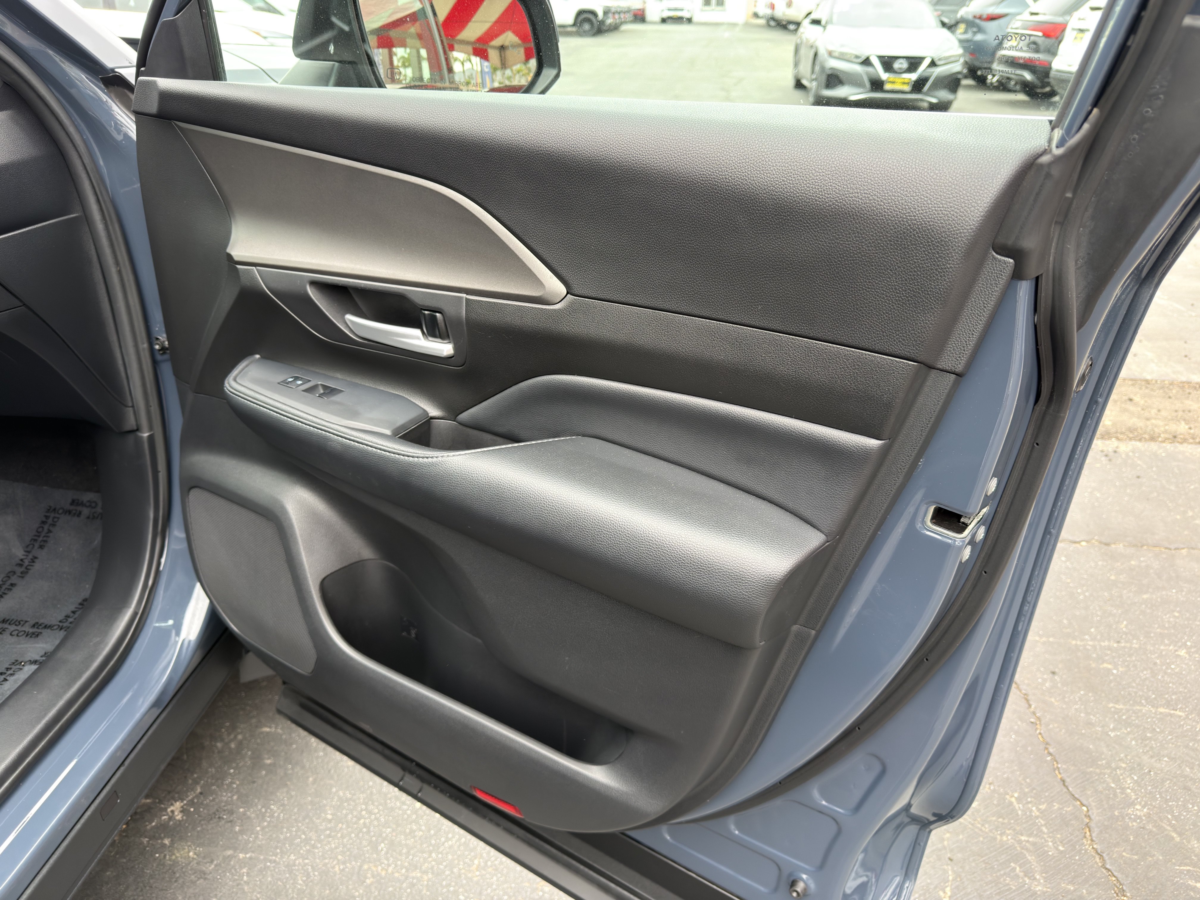 Used 2024 Toyota Grand Highlander AWD image 11