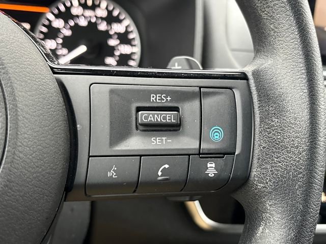 Certified 2023 Nissan Rogue SV image 17