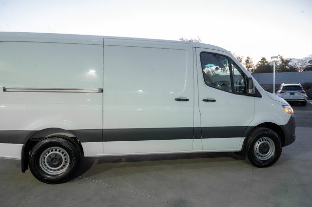 New 2025 Mercedes-Benz Sprinter 2500 image 4