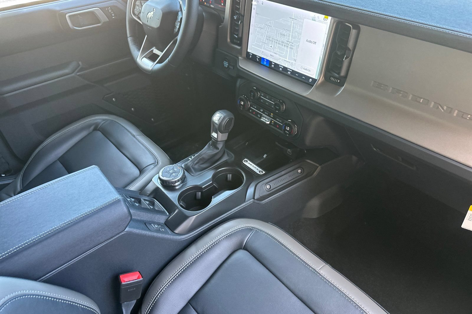 New 2026 Ford Bronco Outer Banks AWD/4WD image 16