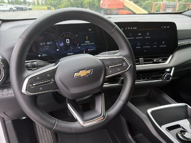 Certified 2026 Chevrolet Equinox LT FWD image 18