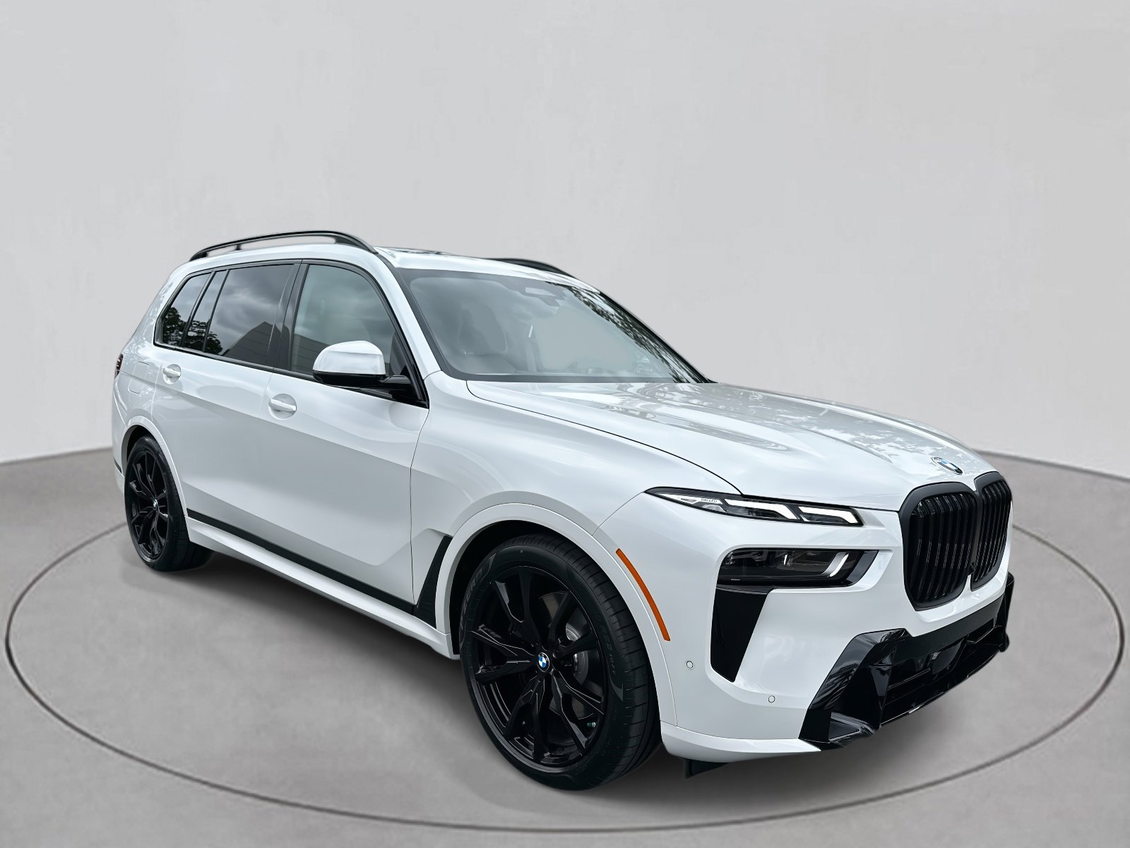 New 2026 BMW X7 xDrive40i w/ M Sport Package image 7