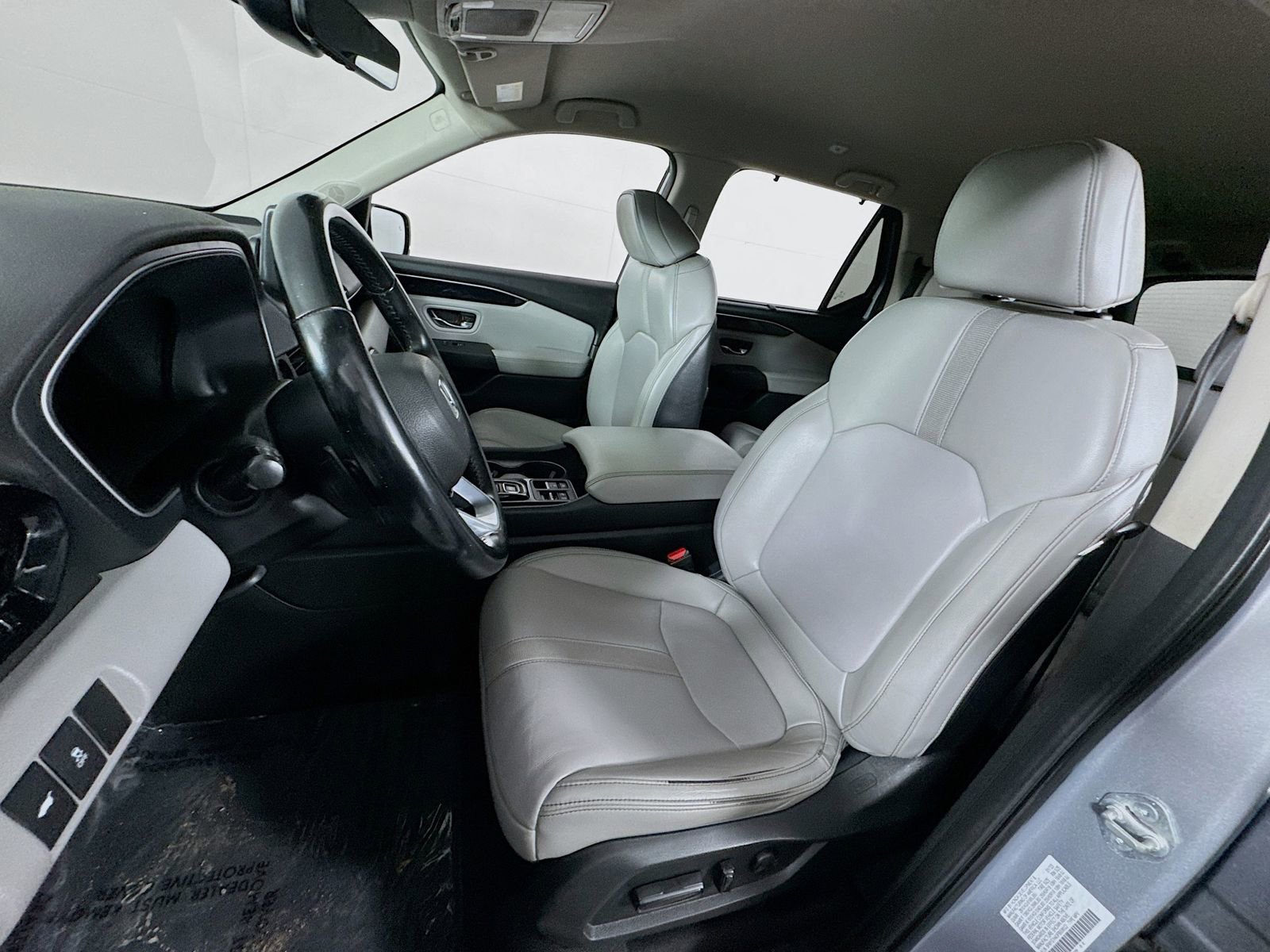 Used 2023 Honda Pilot EX-L image 12