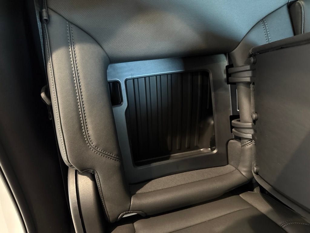 New 2026 GMC Sierra 1500 SLT AWD/4WD image 16