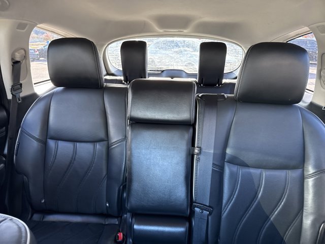 Used 2019 INFINITI QX60 Luxe w/ Essential Package image 31