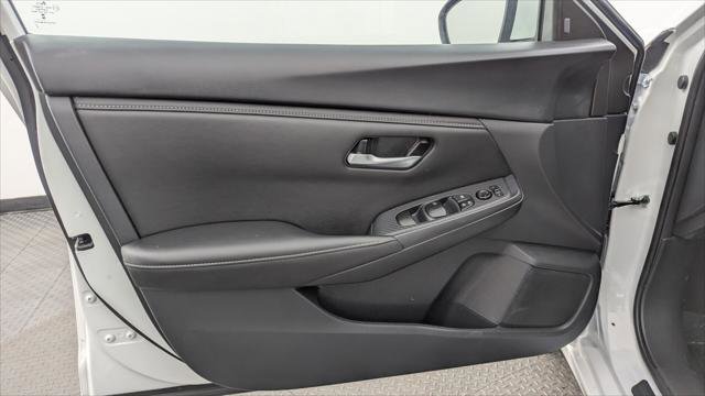 Used 2025 Nissan Sentra SV FWD image 13