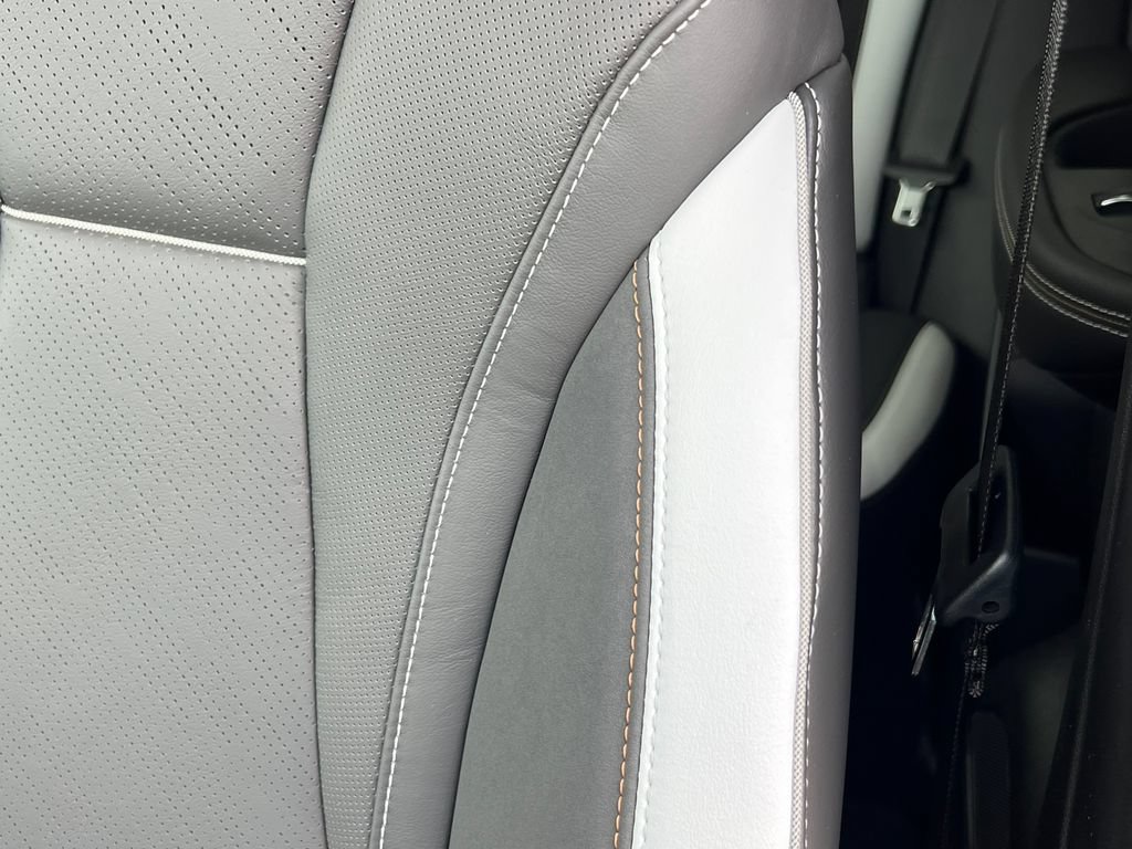 New 2026 Buick Envision Sport Touring AWD/4WD image 13