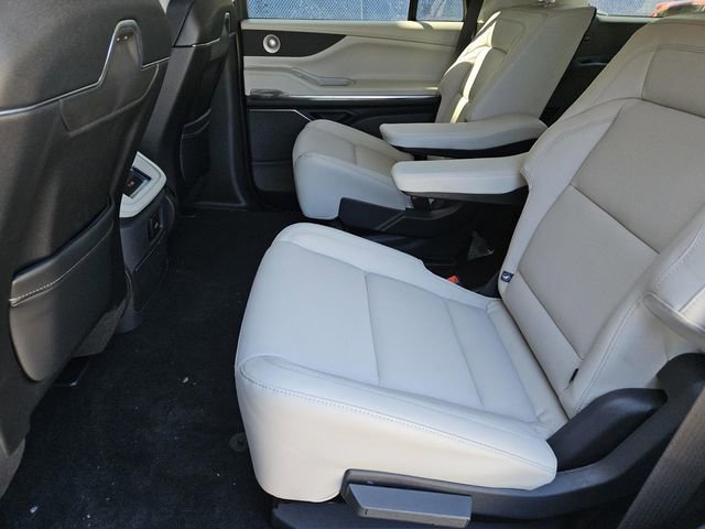 New 2026 Lincoln Navigator Reserve image 26