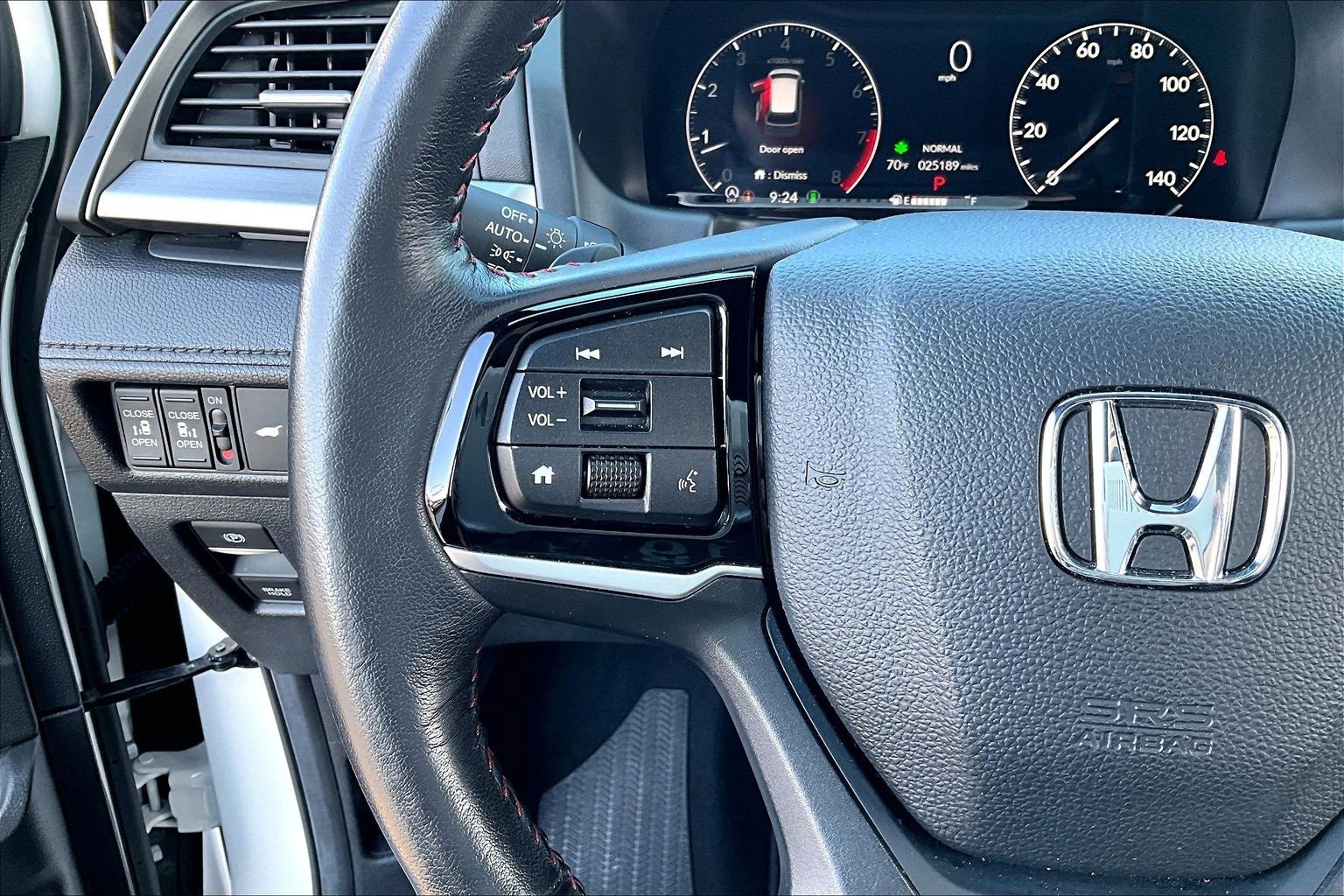 Used 2025 Honda Odyssey Sport-L image 20
