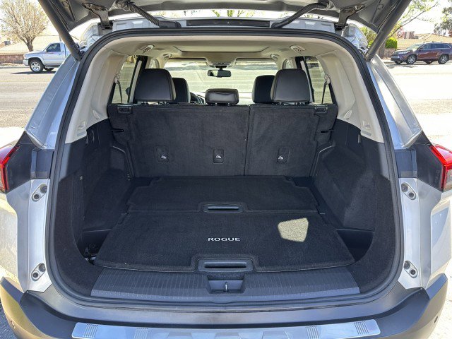 Used 2021 Nissan Rogue SL image 15