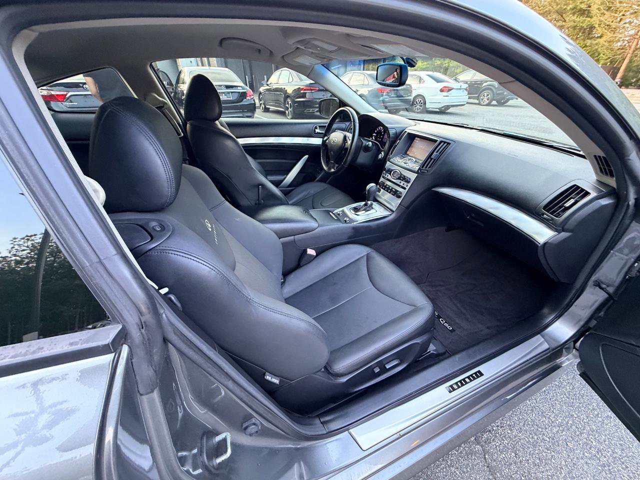 Used 2014 INFINITI Q60 Journey RWD image 10