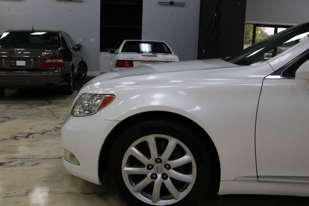 Used 2008 Lexus LS 460 L RWD image 18