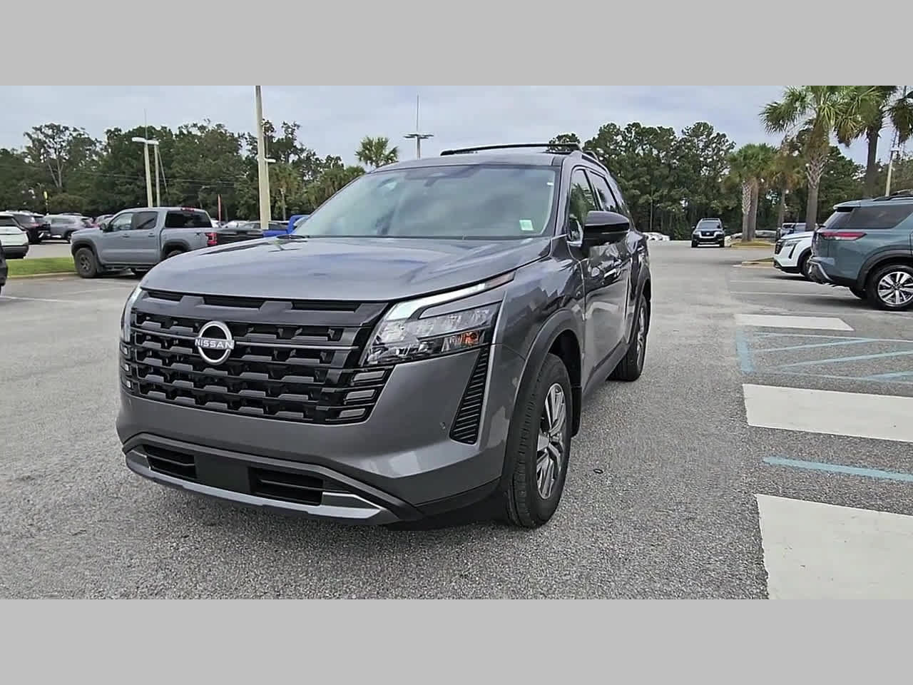 New 2026 Nissan Pathfinder SL FWD image 19