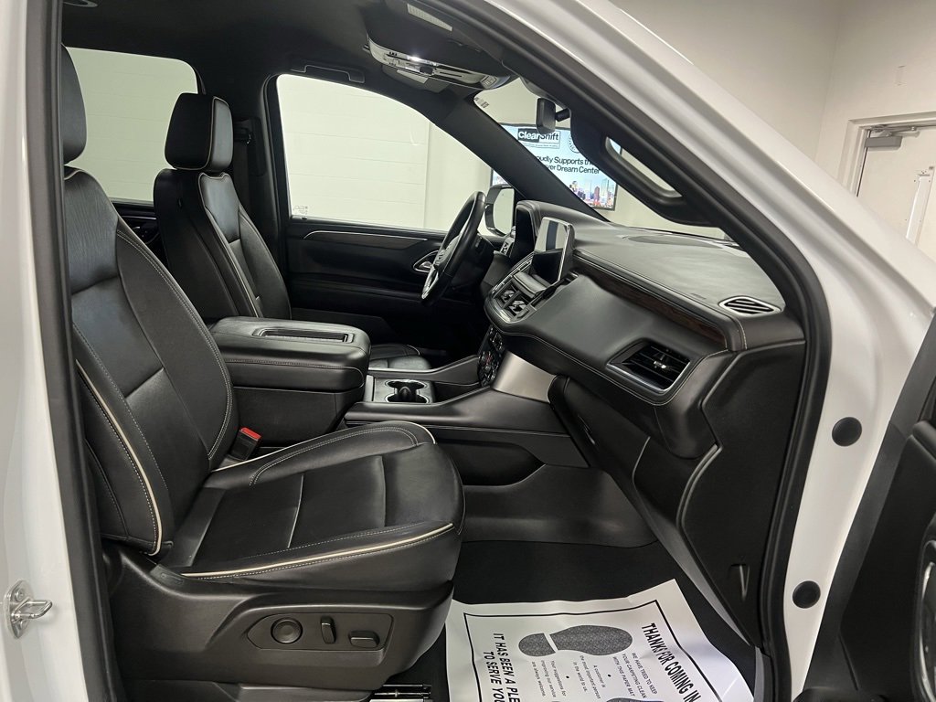 Used 2023 Chevrolet Suburban Premier image 59