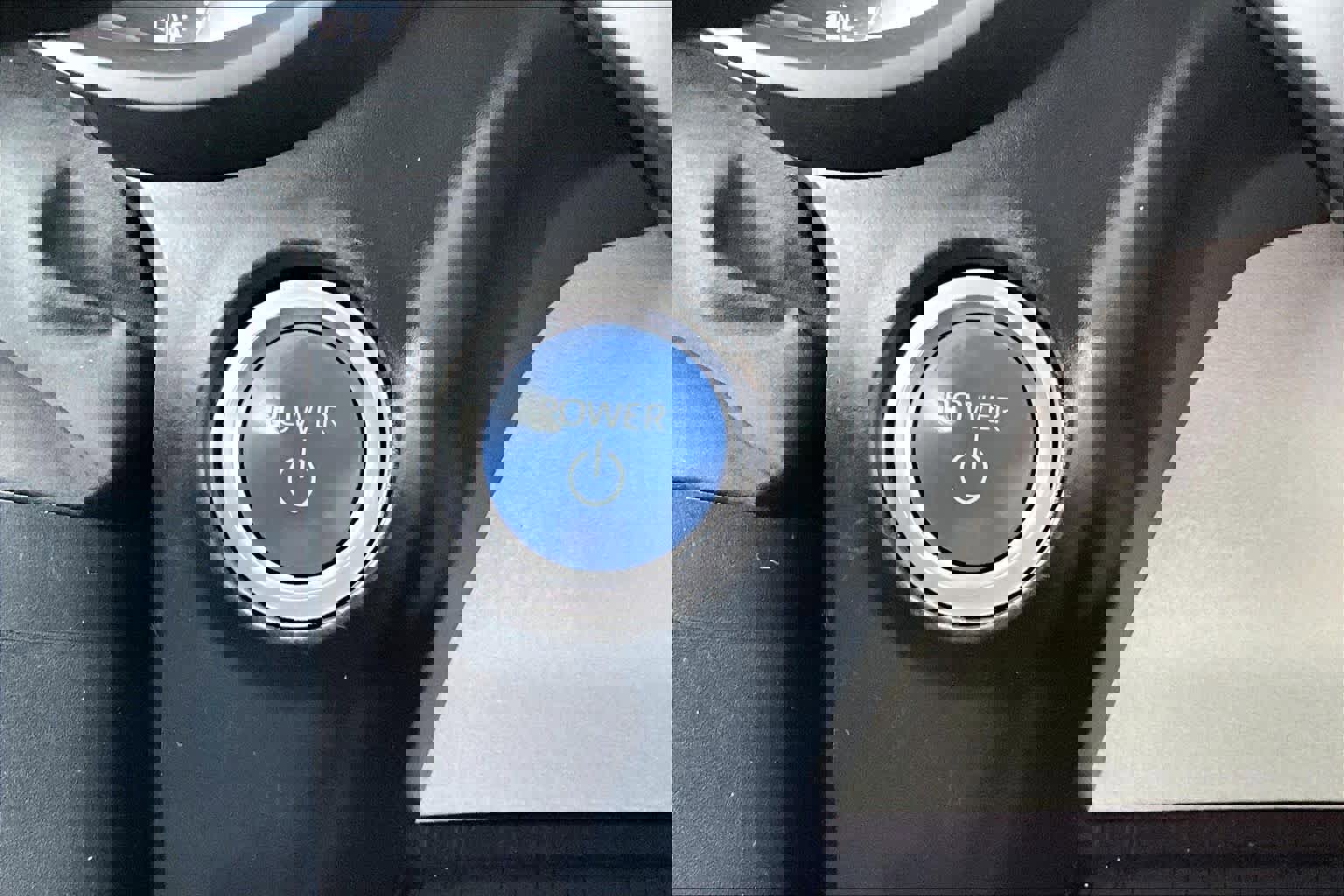 Certified 2022 Toyota Sienna LE image 33