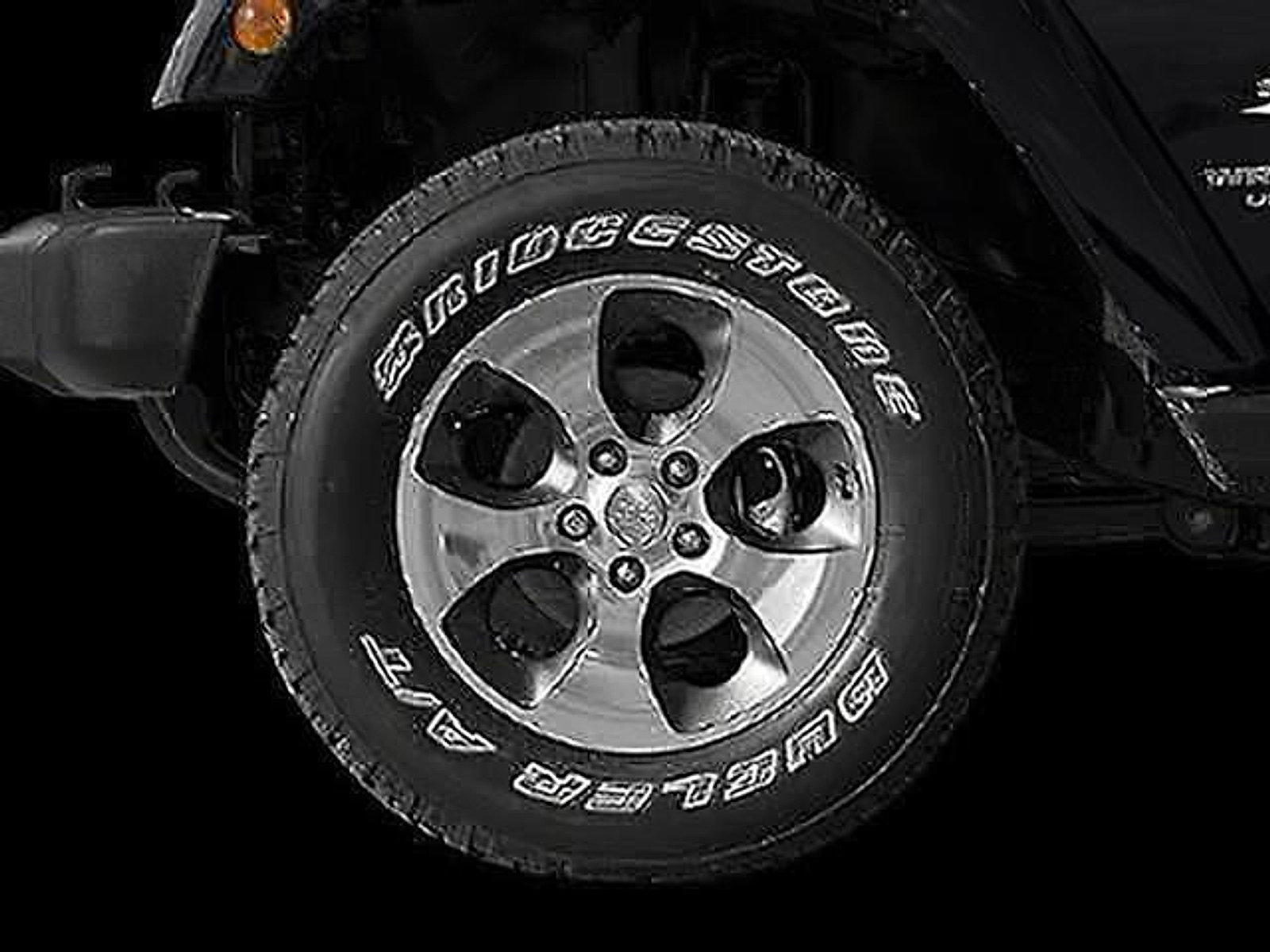 Used 2017 Jeep Wrangler Unlimited Sahara w/ Max Tow Package AWD/4WD image 75