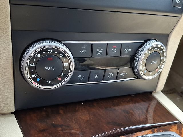 Used 2012 Mercedes-Benz GLK 350 4MATIC image 16
