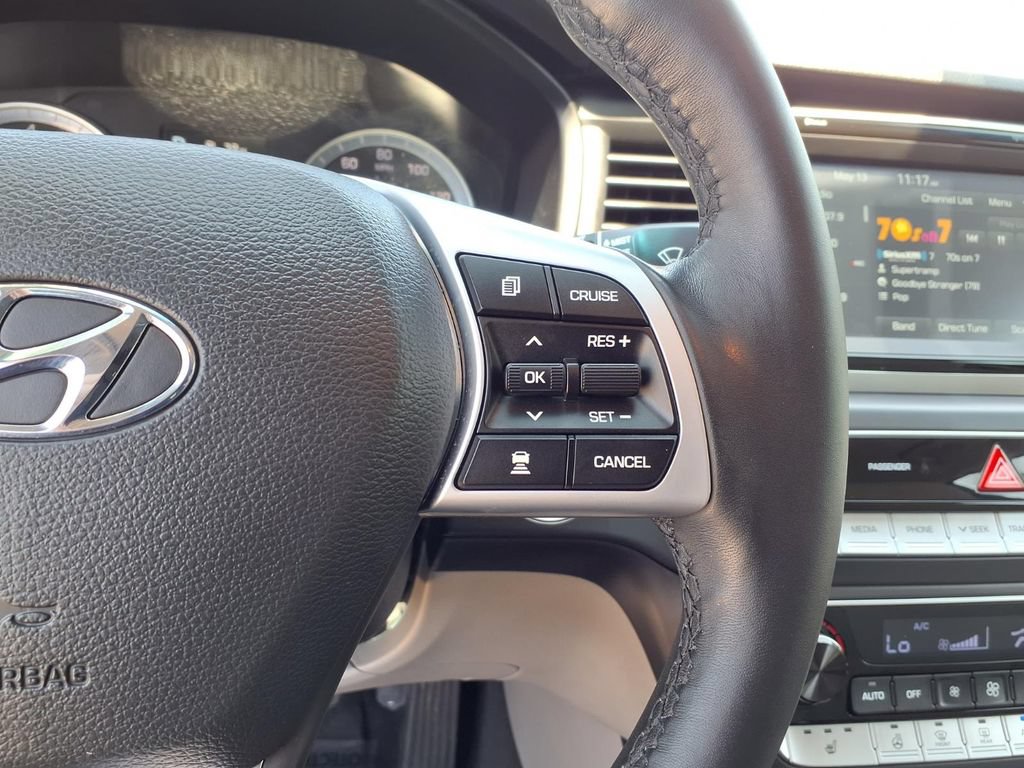 Used 2019 Hyundai Sonata SEL w/ Tech Package 02 FWD image 17