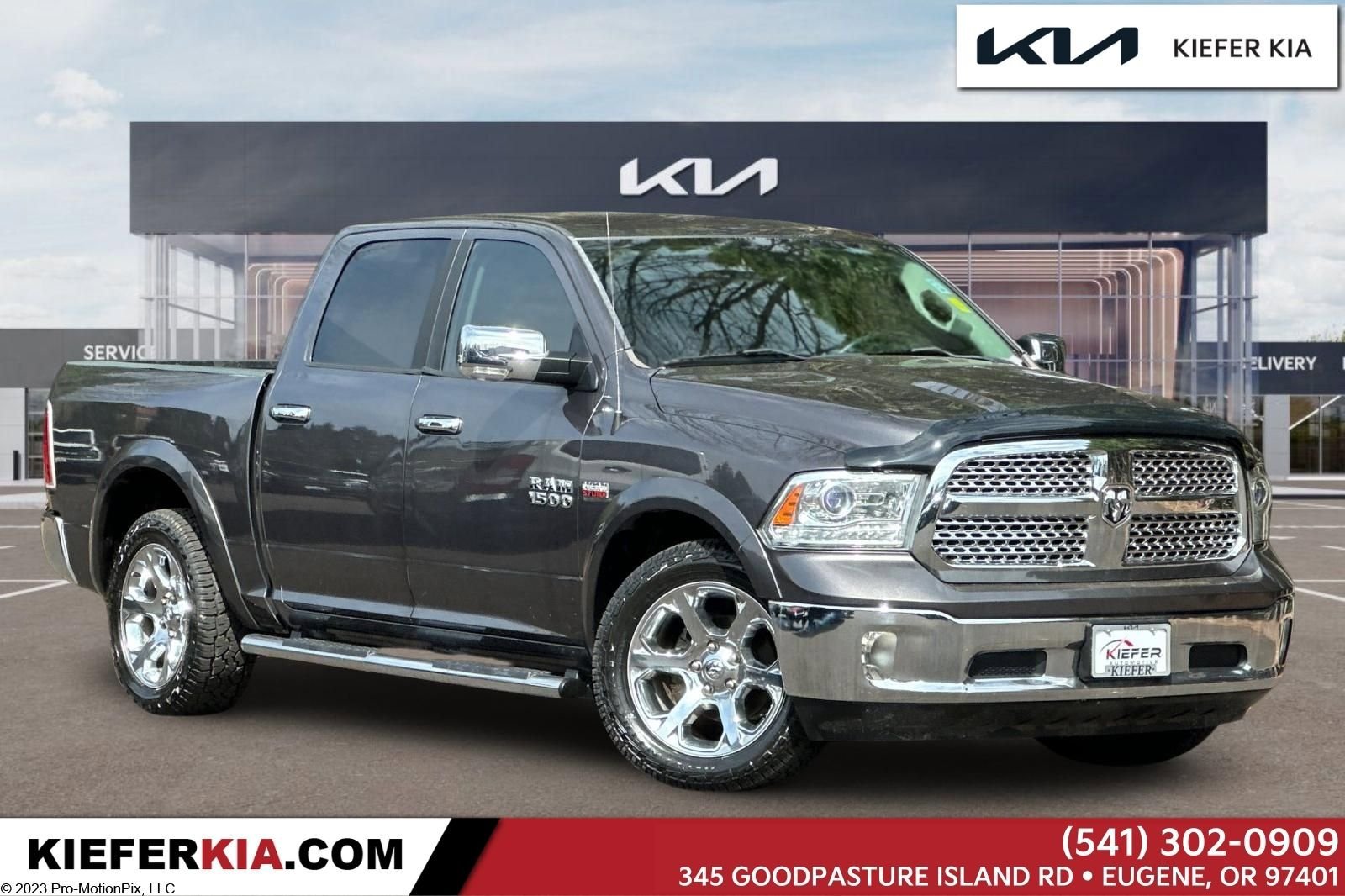 Used 2017 RAM 1500 Laramie w/ Convenience Group