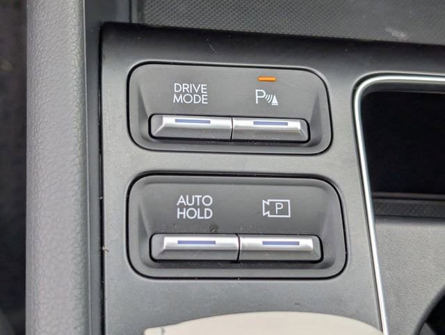 Used 2025 Hyundai Sonata Limited FWD image 19