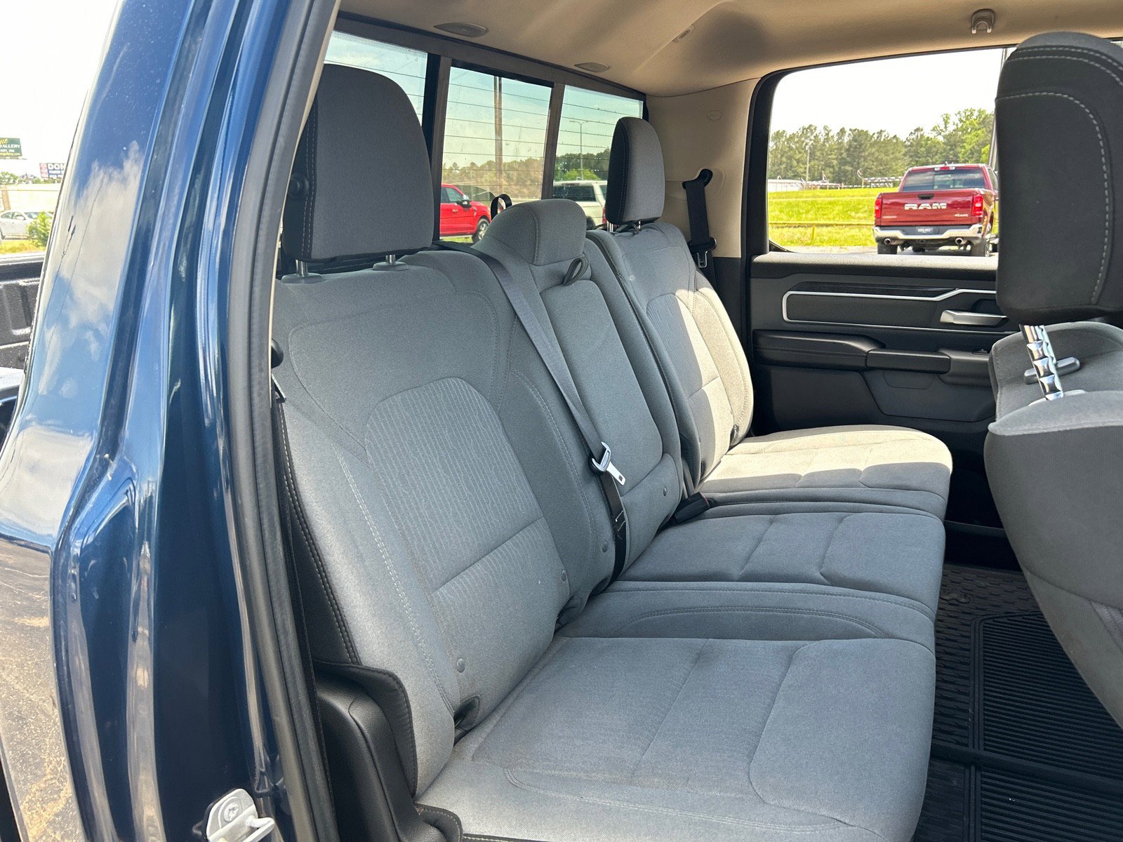 Used 2019 RAM 1500 Big Horn AWD/4WD image 17