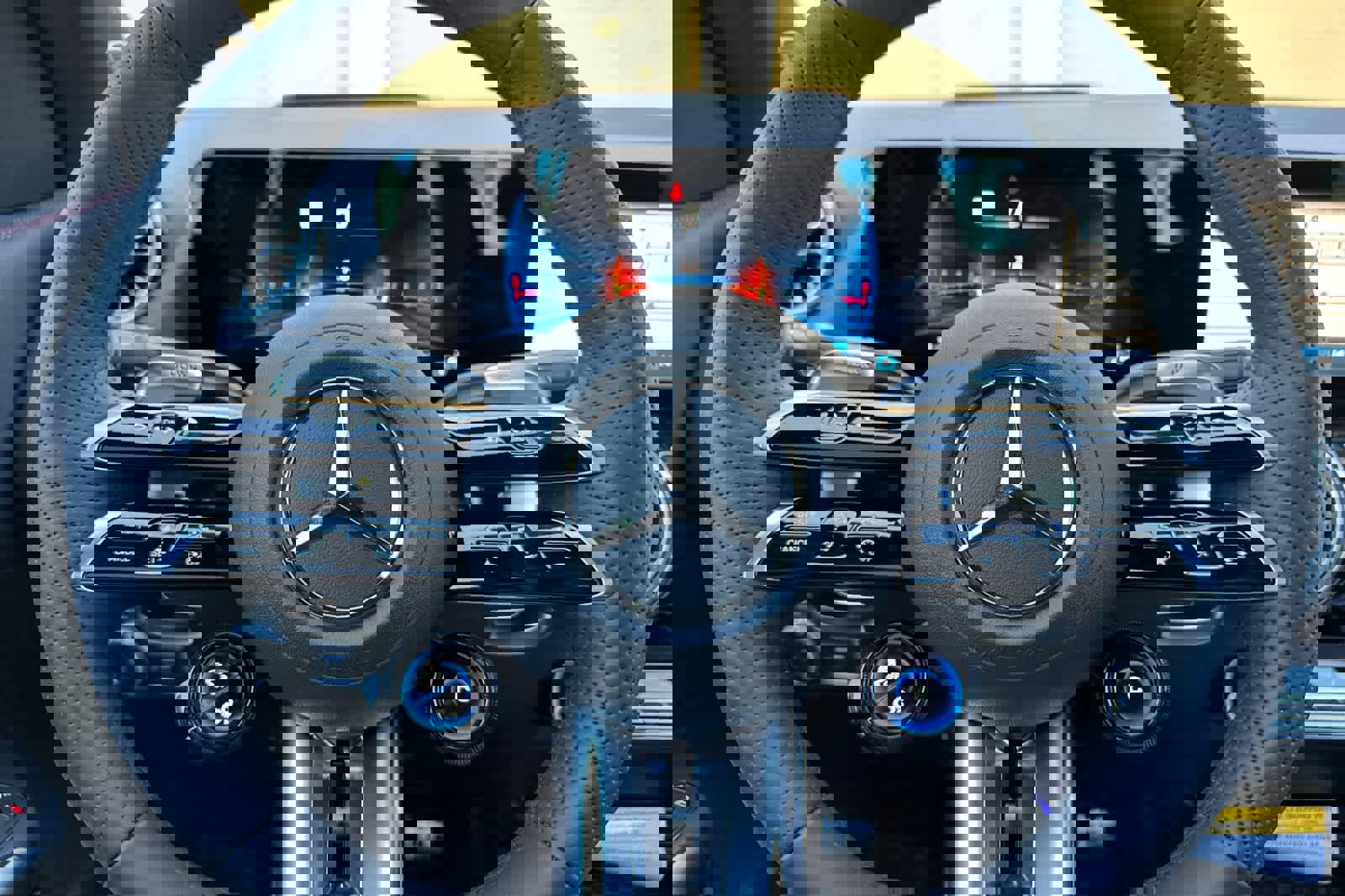 New 2026 Mercedes-Benz GLA 35 AMG 4MATIC image 23