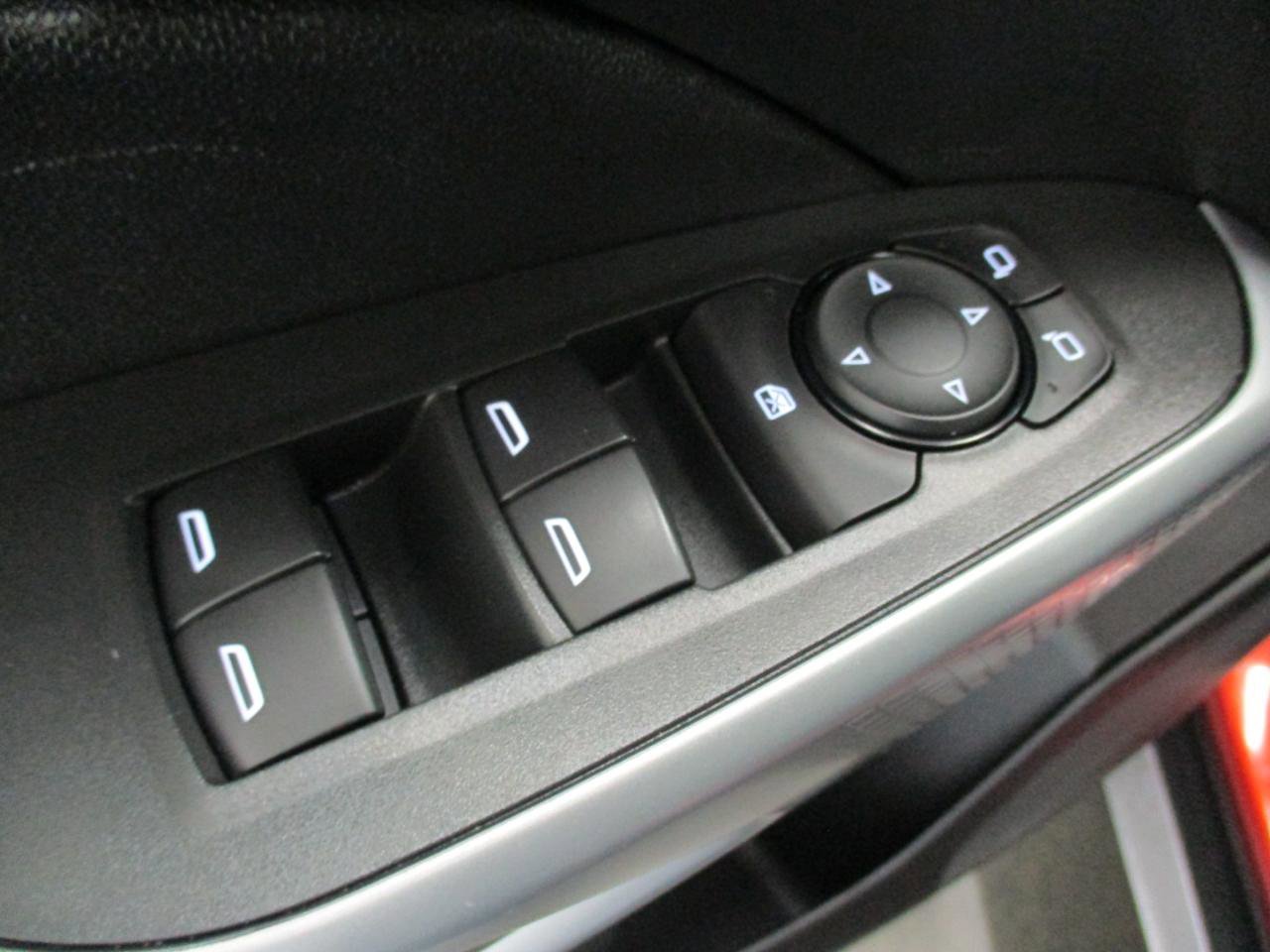 Used 2024 Chevrolet Trax LS image 15