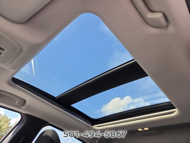 Used 2026 Nissan Kicks SV w/ SV Premium Package FWD image 17
