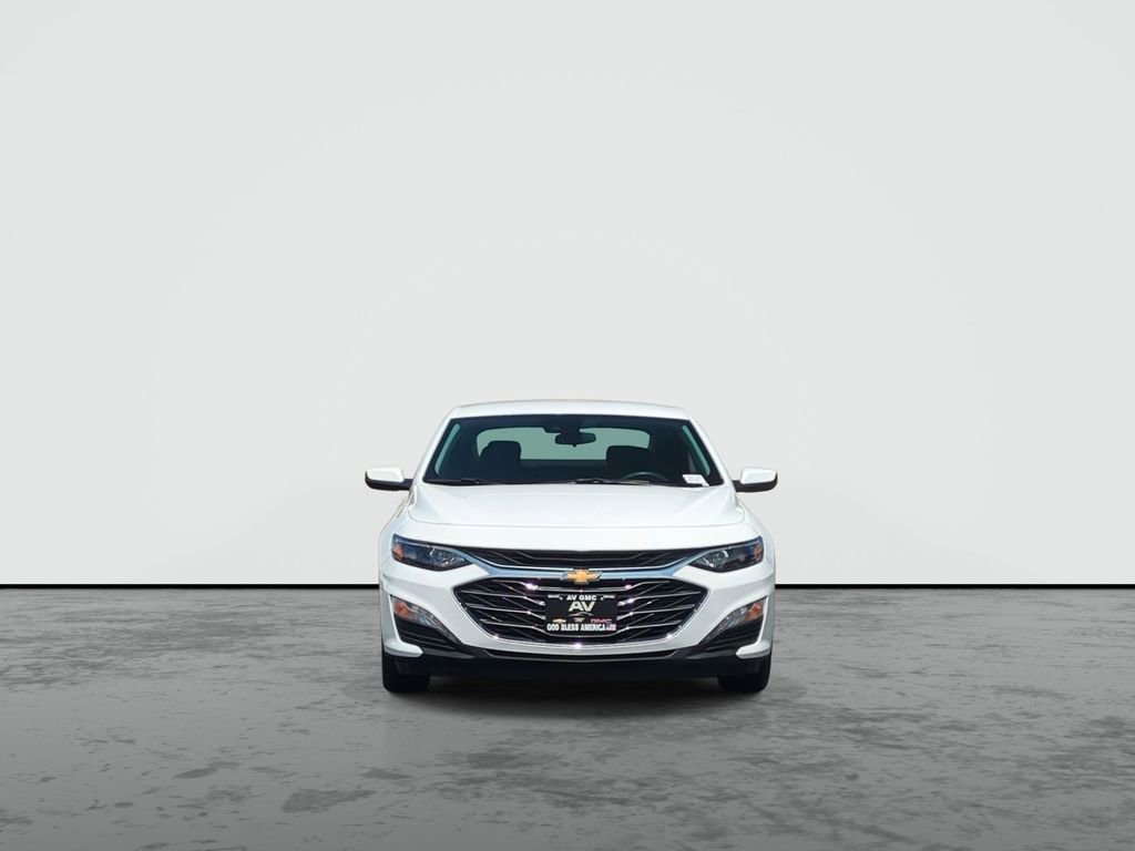 Used 2024 Chevrolet Malibu LT FWD image 3