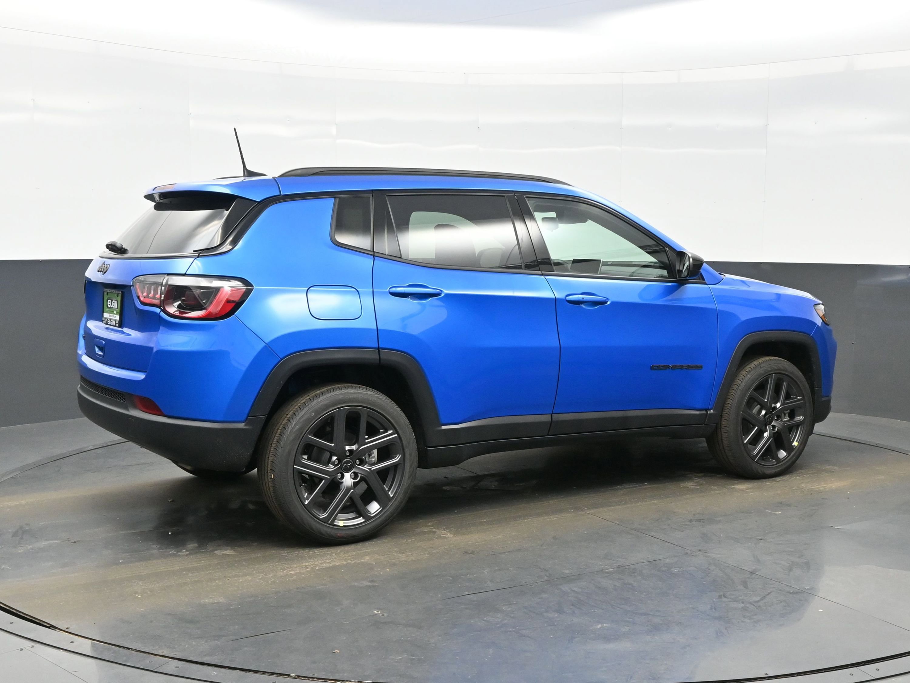 New 2026 Jeep Compass Latitude image 6