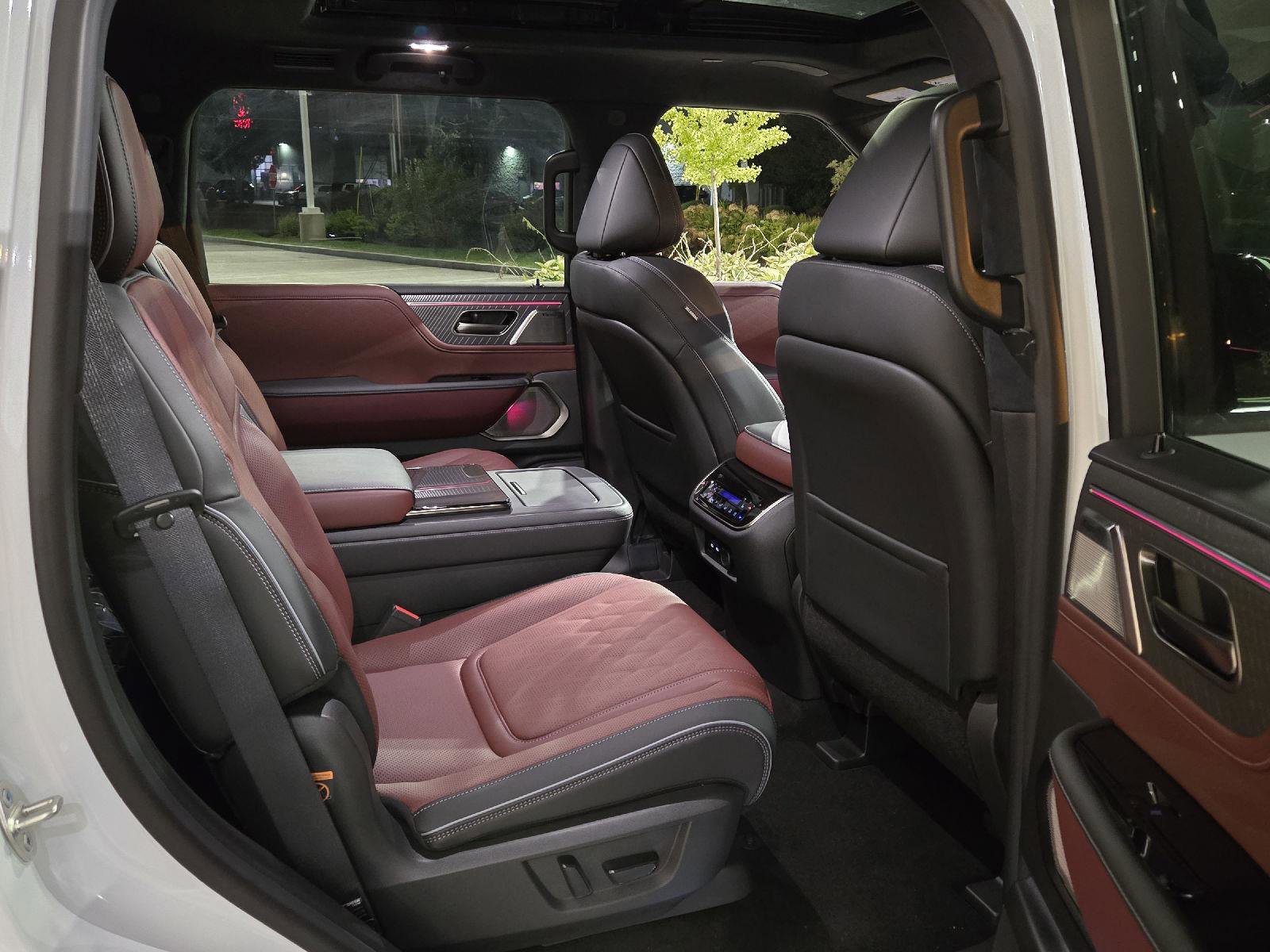 New 2026 INFINITI QX80 Autograph image 19