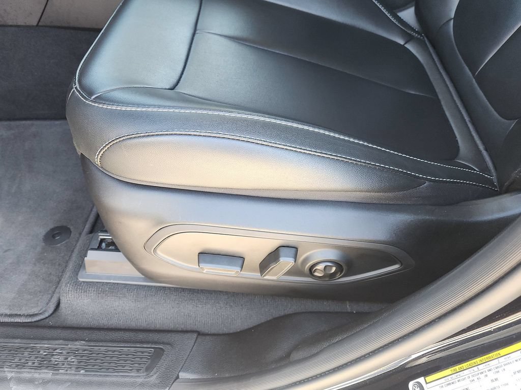 Used 2023 Jeep Grand Cherokee L Limited AWD/4WD image 12