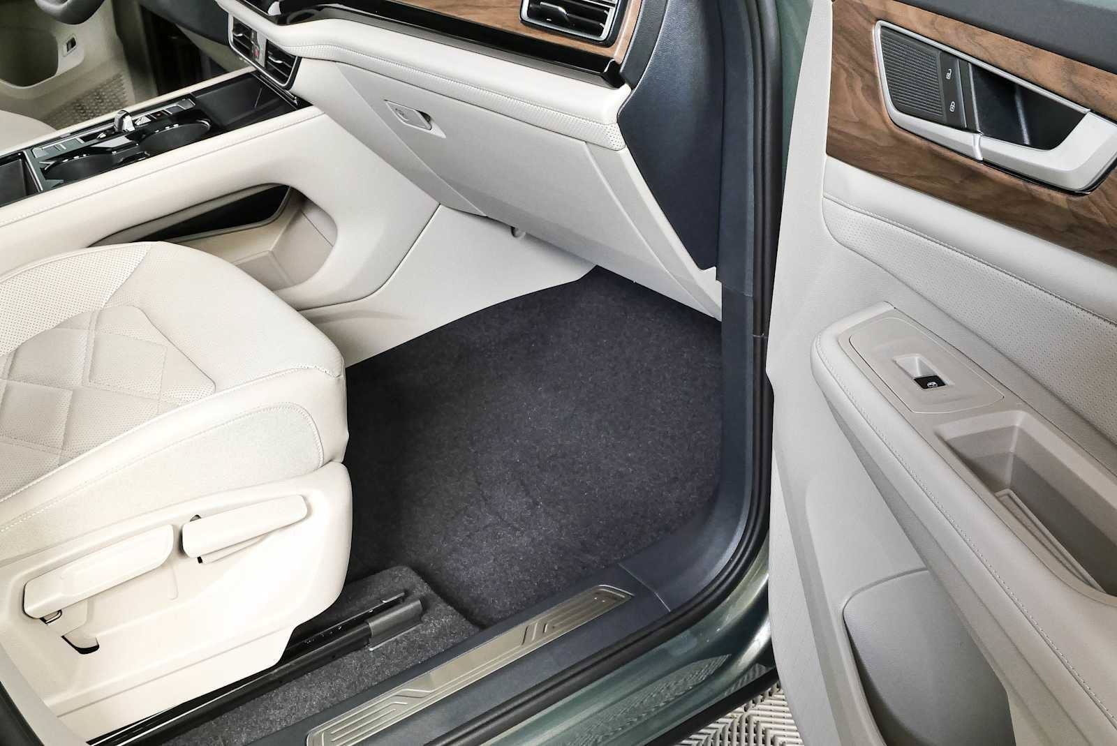 New 2026 Volkswagen Atlas SE AWD/4WD image 26
