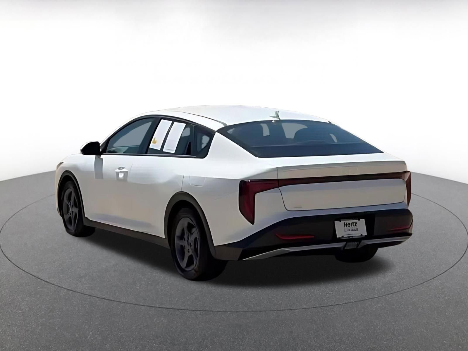 Used 2025 Kia K4 FWD image 11
