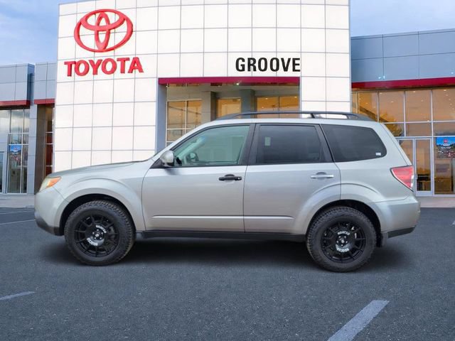 Used 2010 Subaru Forester 2.5X Premium AWD/4WD image 2