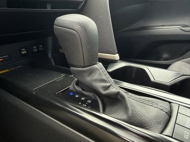 Certified 2025 Toyota Camry LE FWD image 19