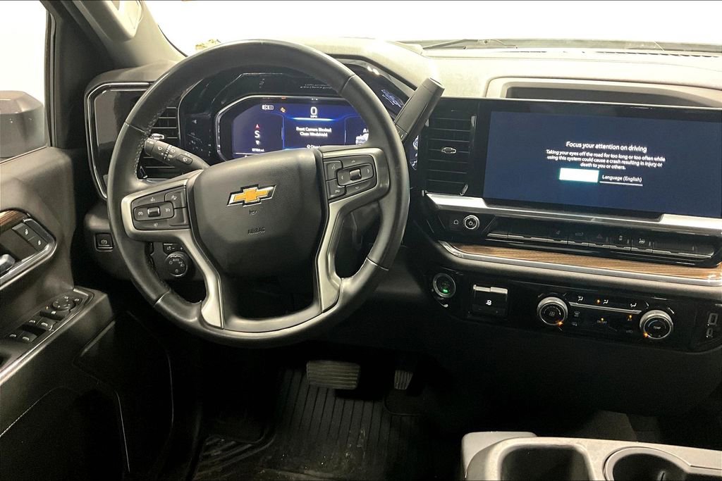 Used 2024 Chevrolet Silverado 2500 LT image 7