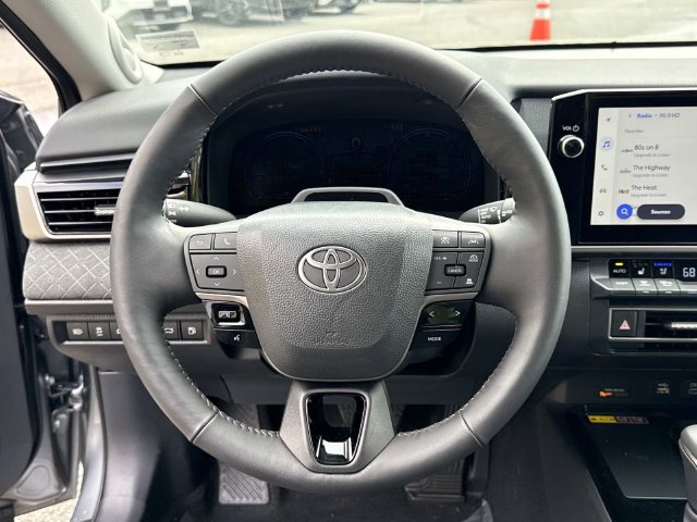 Used 2026 Toyota Camry XLE w/ Premium Plus Package FWD image 19