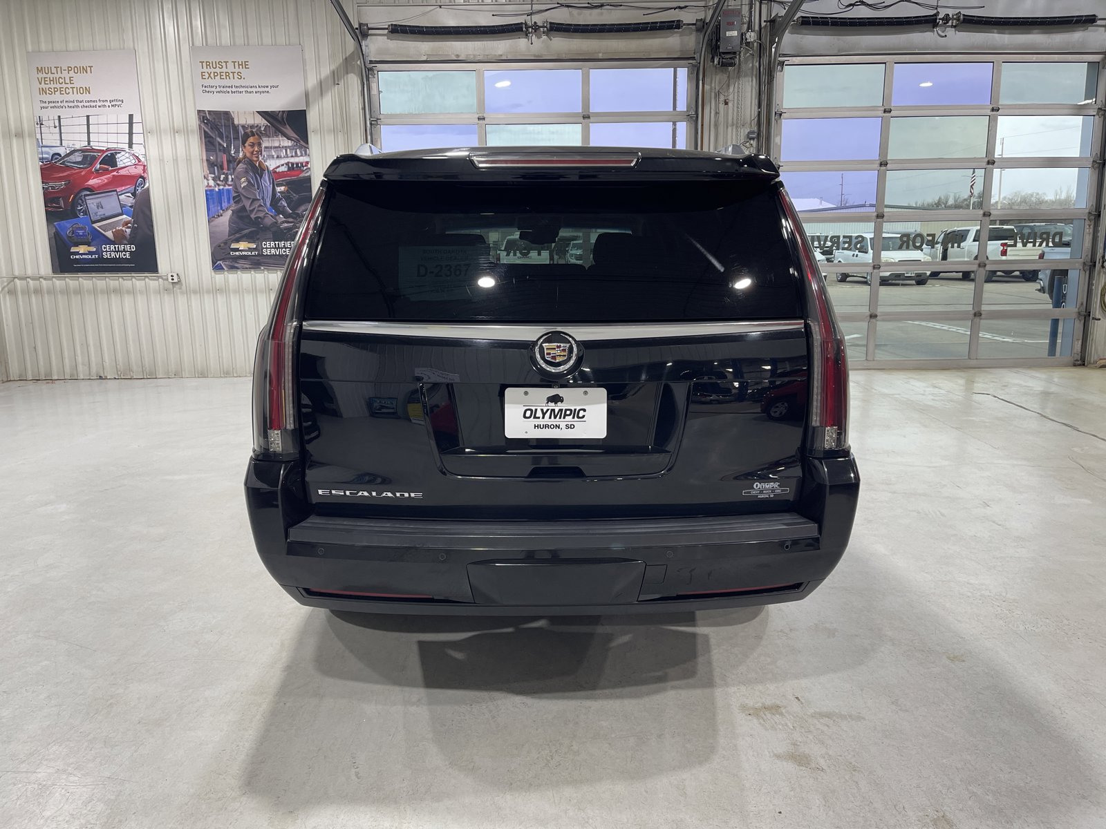 Used 2015 Cadillac Escalade ESV Premium AWD/4WD image 7