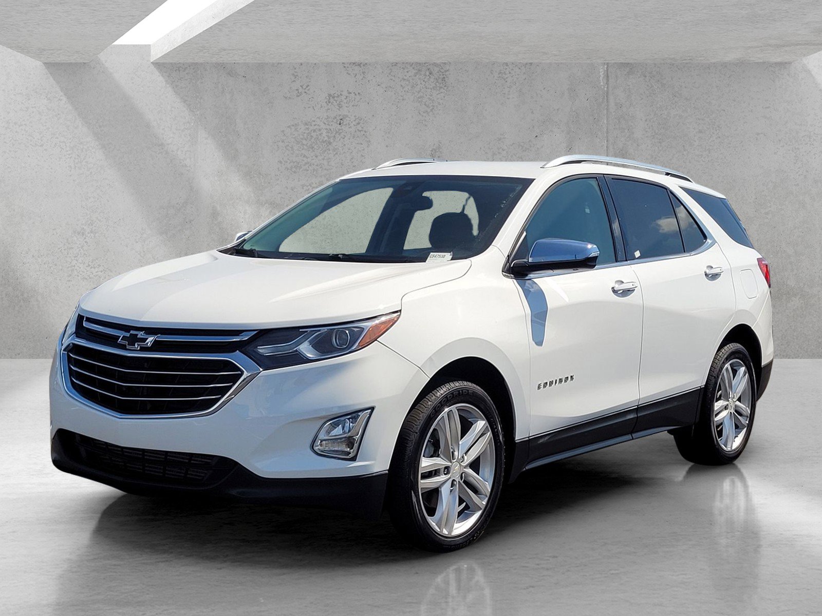 Used 2018 Chevrolet Equinox Premier AWD/4WD image 8