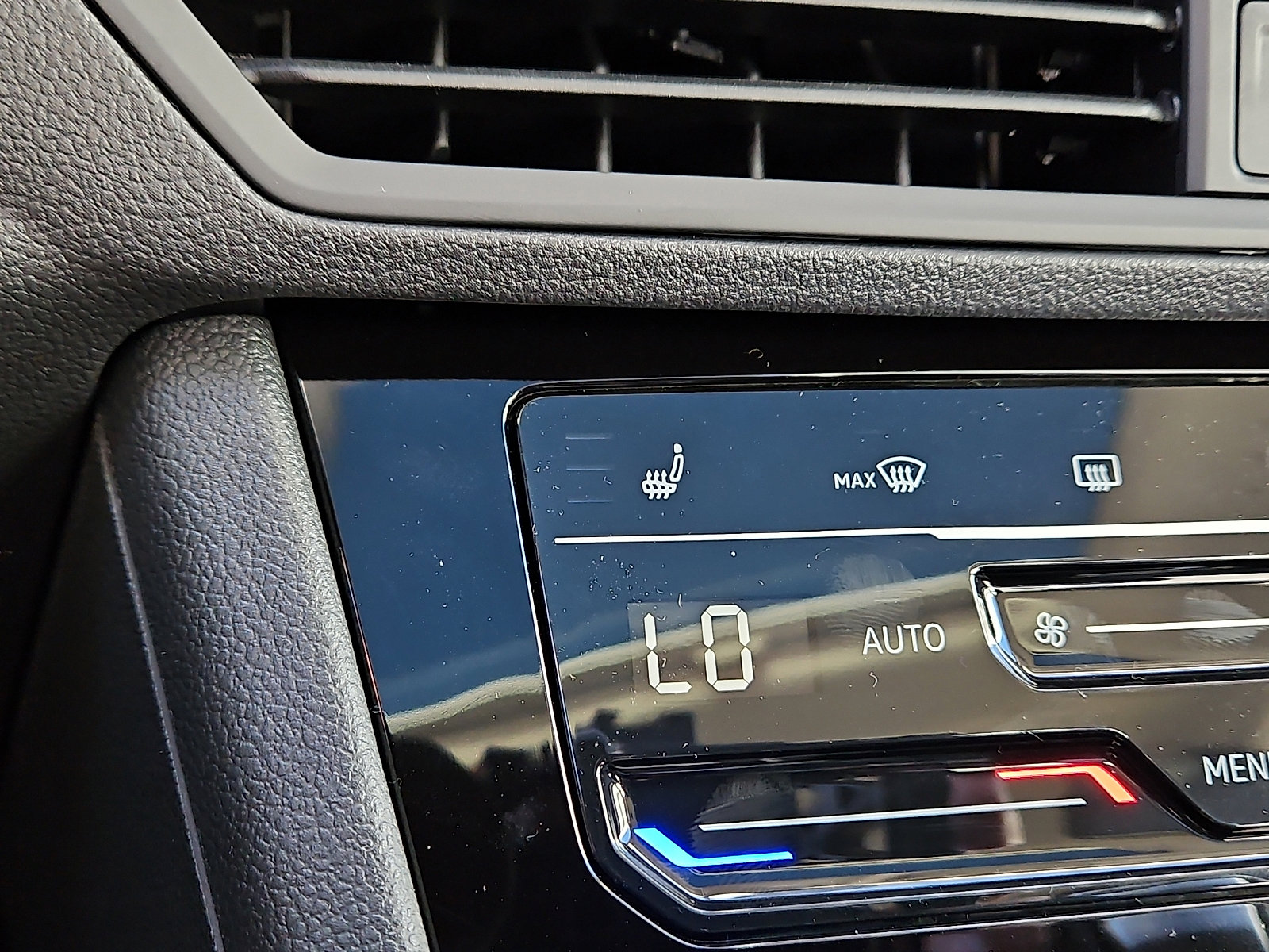 New 2026 Volkswagen Jetta SE image 21