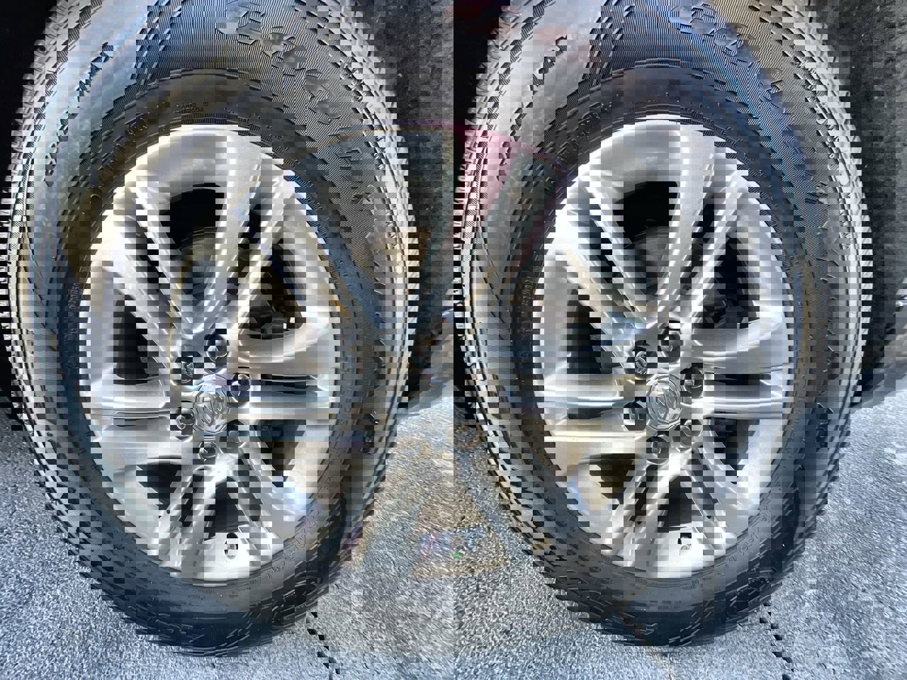 Used 2021 Buick Enclave Essence w/ Sound and Sites Package image 33