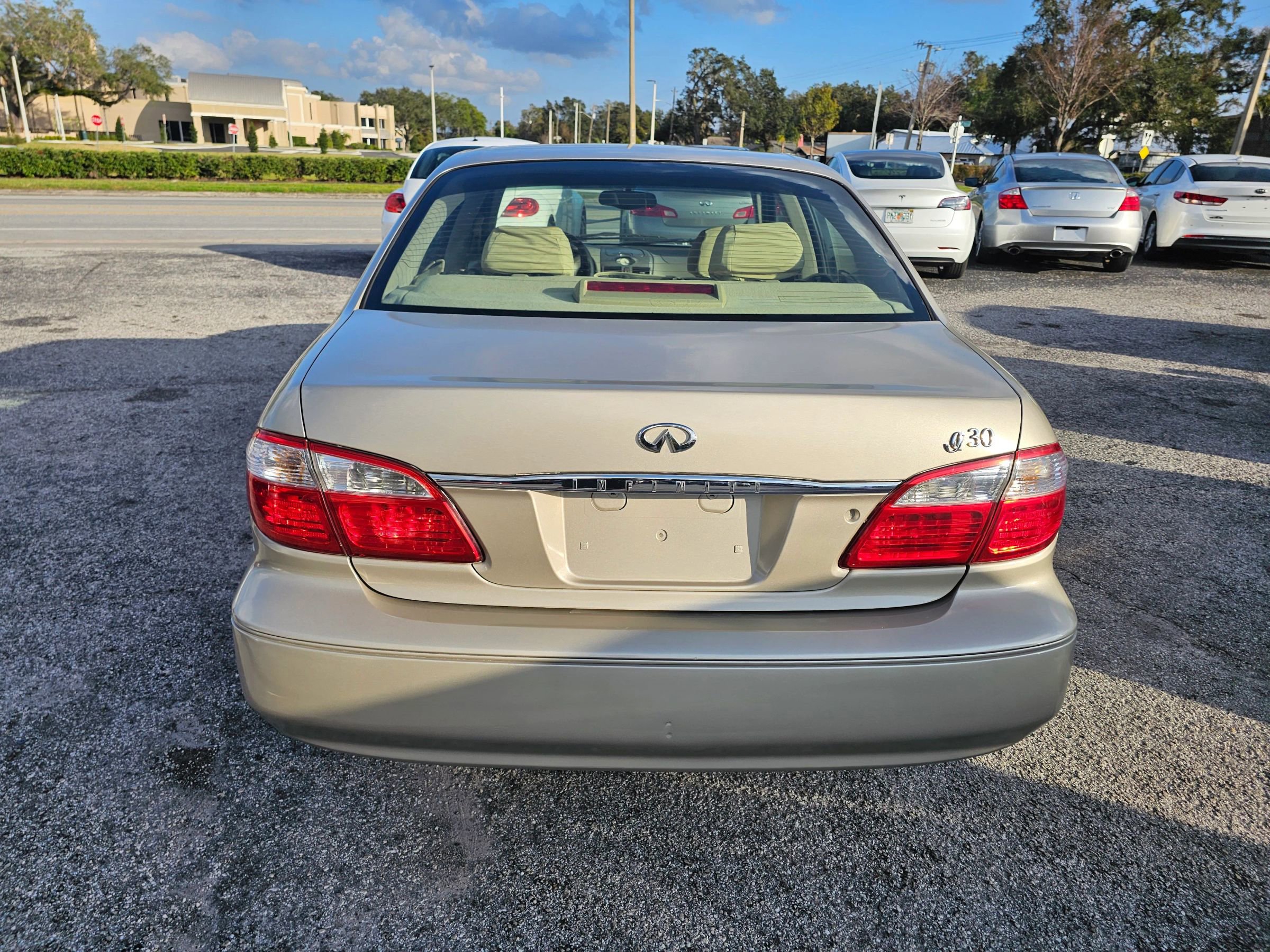 Used 2000 INFINITI I30 FWD image 6