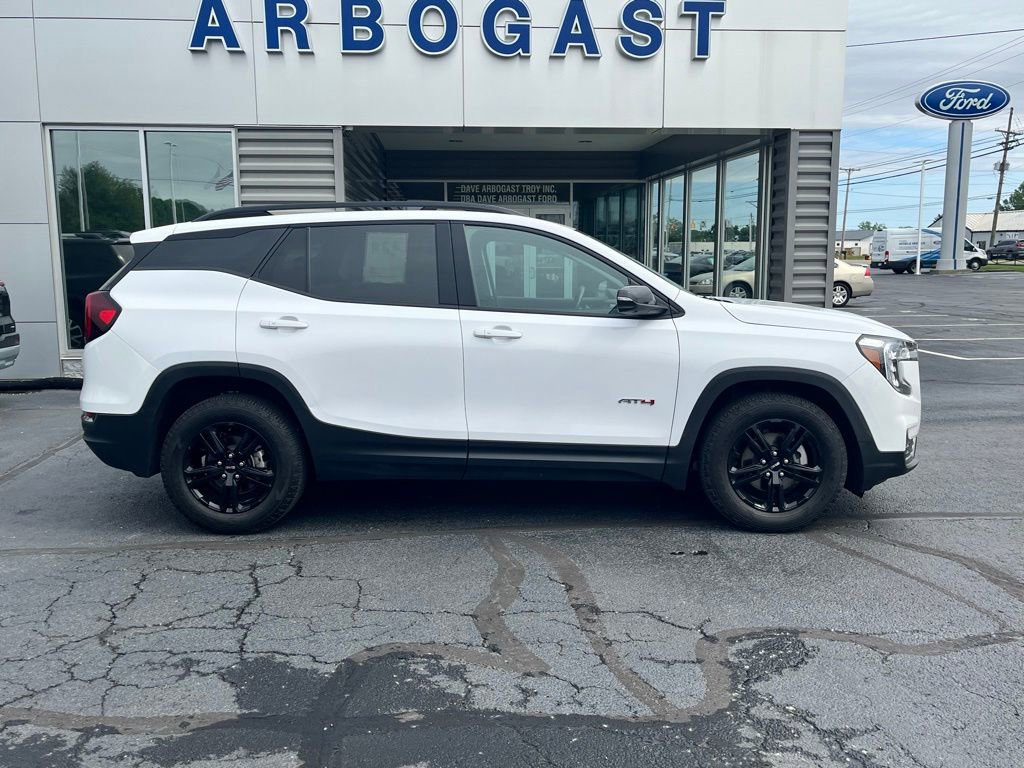 Used 2022 GMC Terrain AT4 w/ Infotainment Package II AWD/4WD image 4
