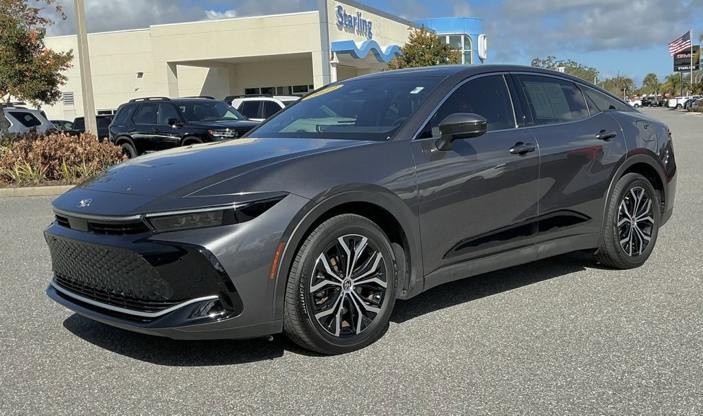 Used 2023 Toyota Crown XLE