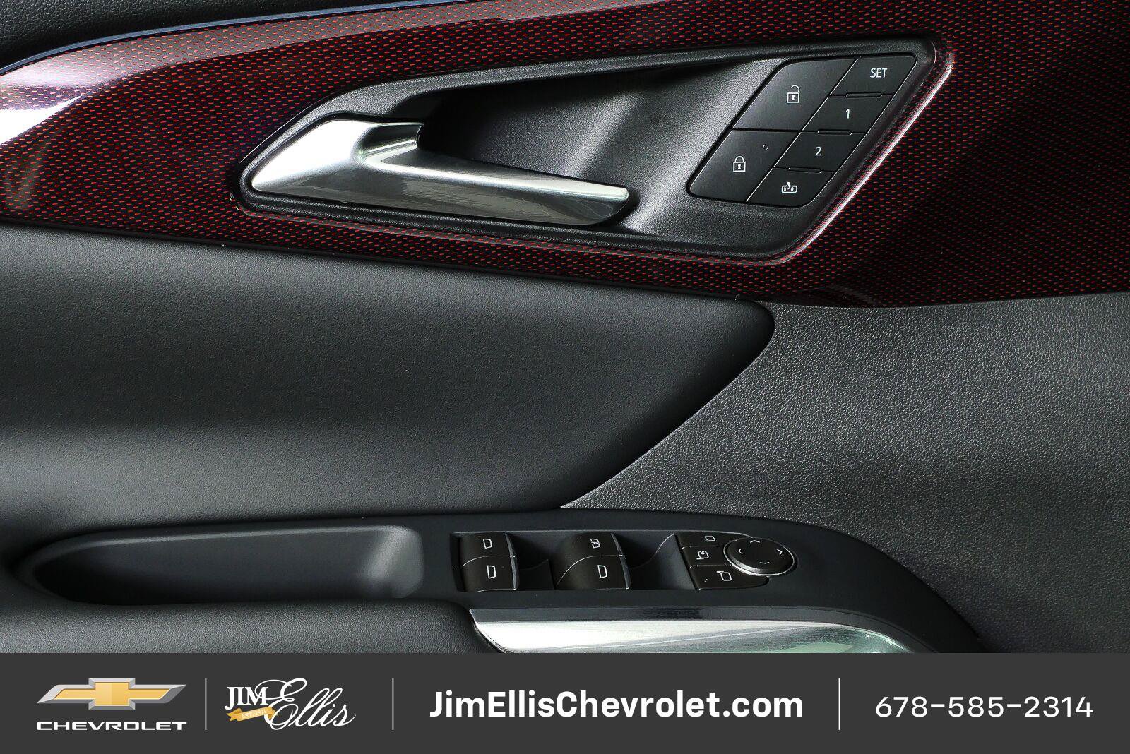 New 2027 Chevrolet Traverse RS w/ LPO, Floor Liner Package AWD/4WD image 7