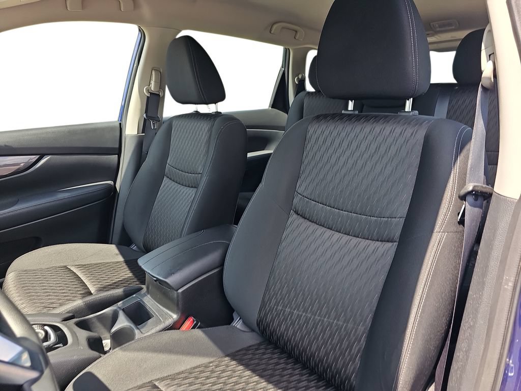 Used 2018 Nissan Rogue S AWD/4WD image 15