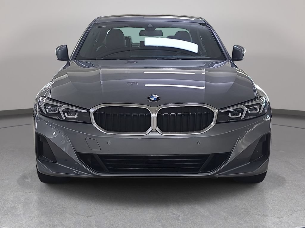Certified 2023 BMW 330i Sedan w/ Driving Assistance Package RWD image 3