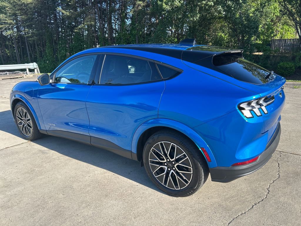 Used 2025 Ford Mustang Mach-E Premium AWD/4WD image 3