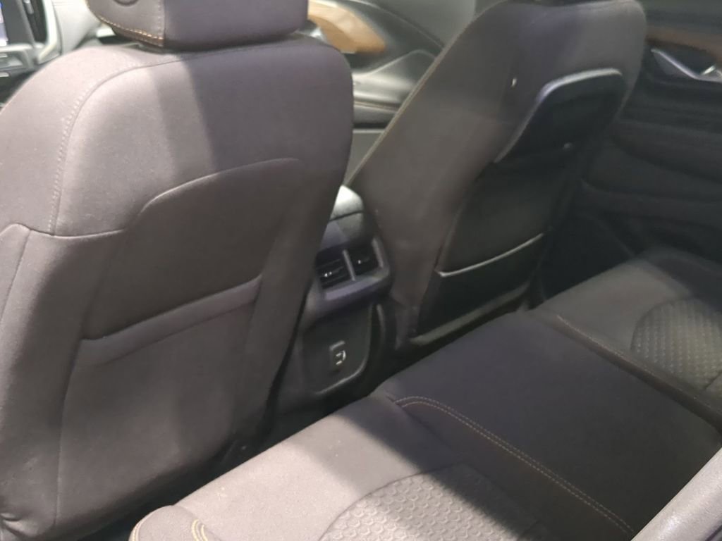 Used 2020 GMC Terrain SLE w/ Driver Convenience Package image 22